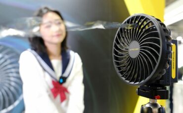 'NITECORE CineWind CW10 Released - Portable Fan for Content Creators'